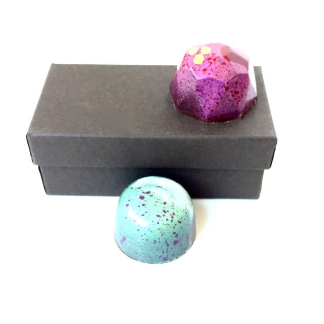 Luxury Chocolates: 2 piece assorted favor box